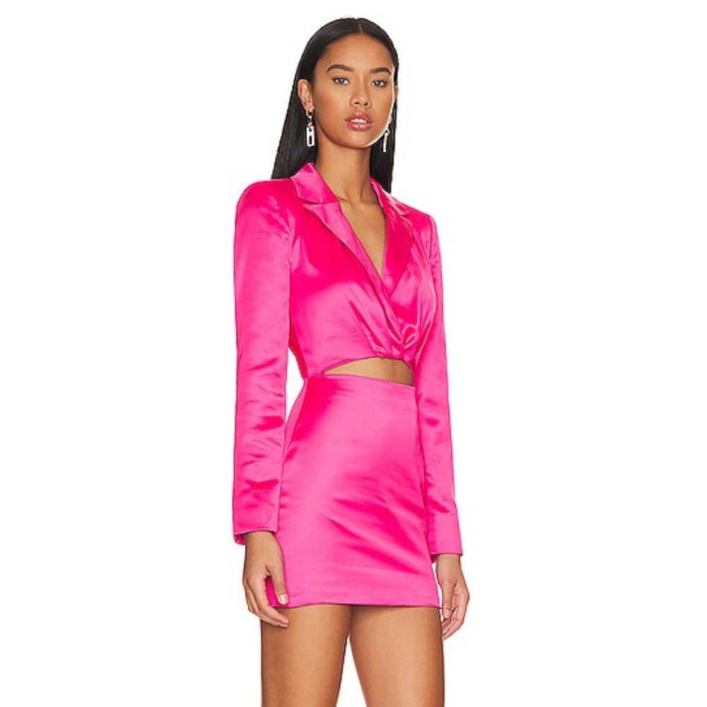 Revolve Lovers and Friends Andie Blazer Dress‎ in Raspberry Pink - Picture 2 of 16